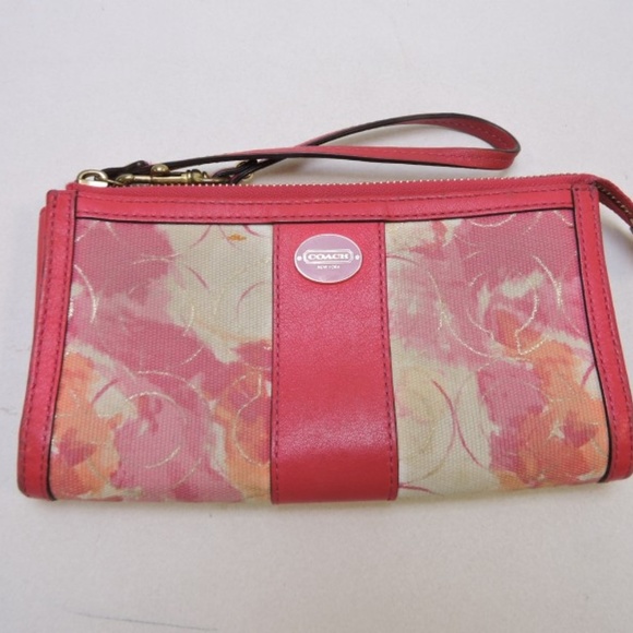 Coach Handbags - Coach Wallet-Wristlet